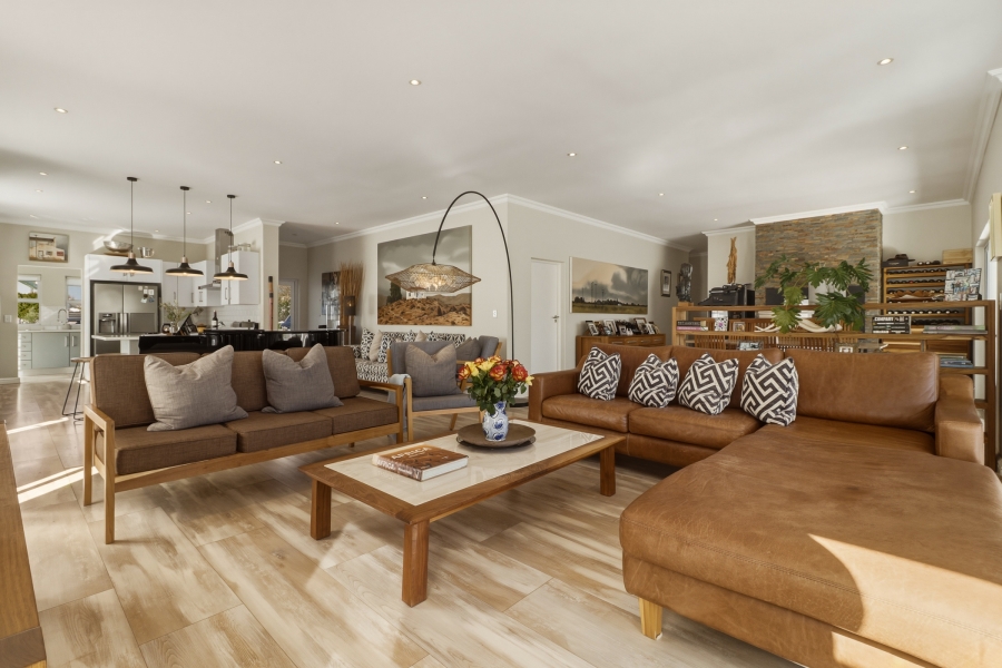 3 Bedroom Property for Sale in Croydon Vineyard Estate Western Cape